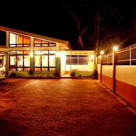 Julieta'S Pension House Puerto Princesa Eksteriør bilde