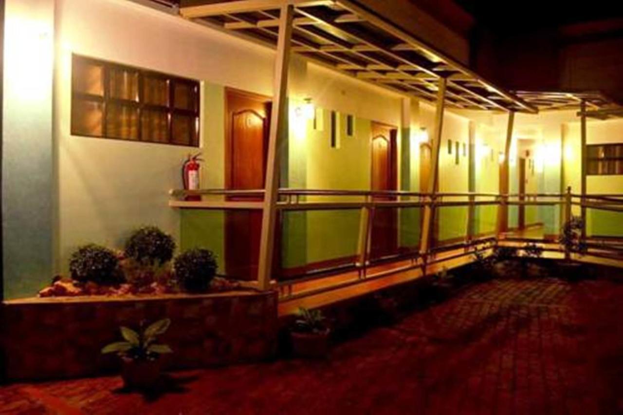 Julieta'S Pension House Puerto Princesa Eksteriør bilde